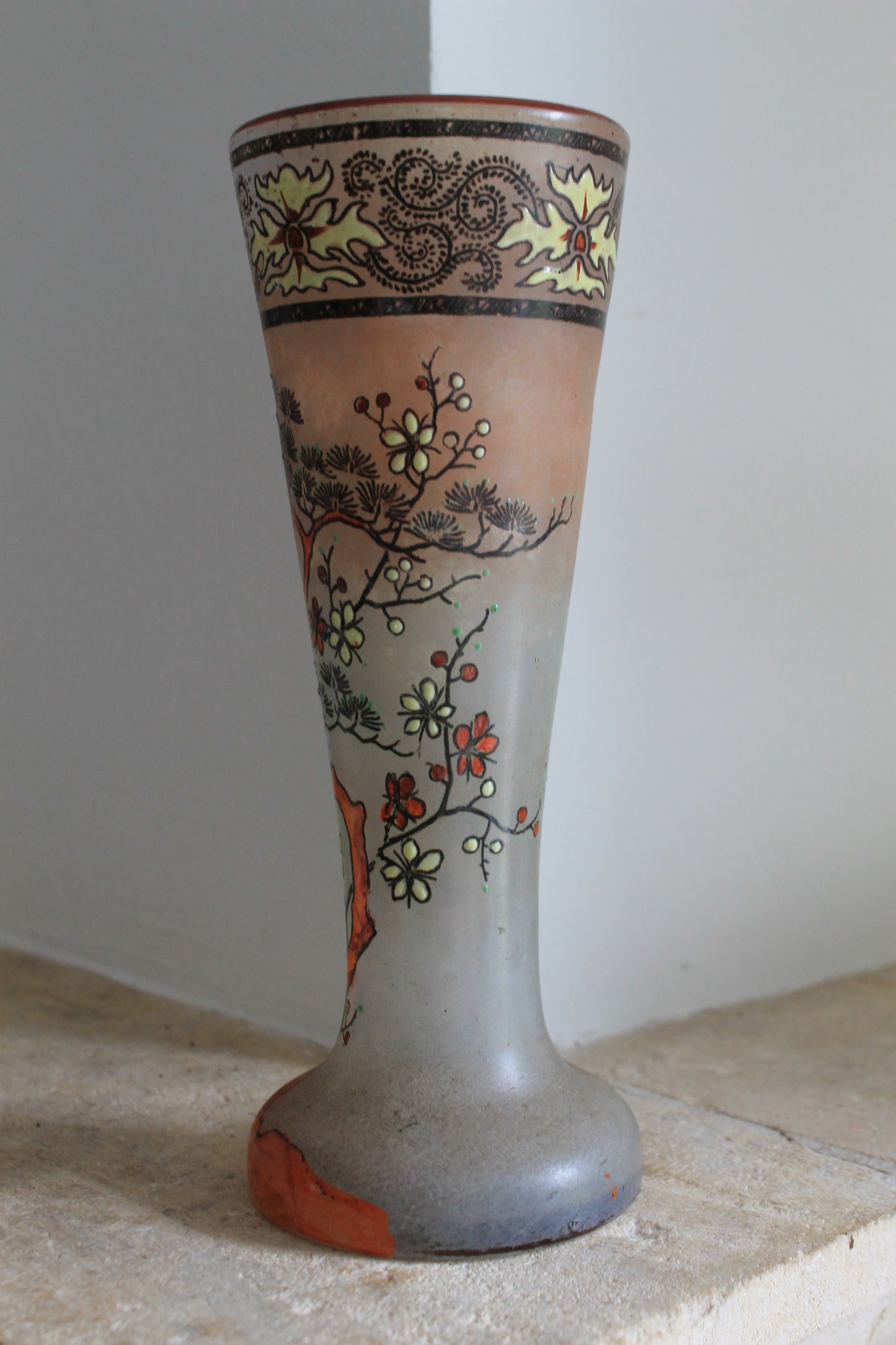 Legras vase cornet modèle "Printemps" en verre (1900 - 1910)