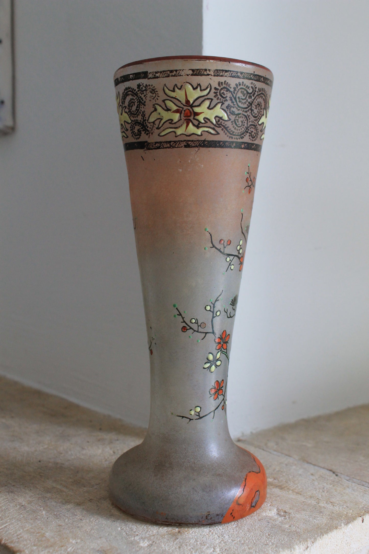 Legras vase cornet modèle "Printemps" en verre (1900 - 1910)