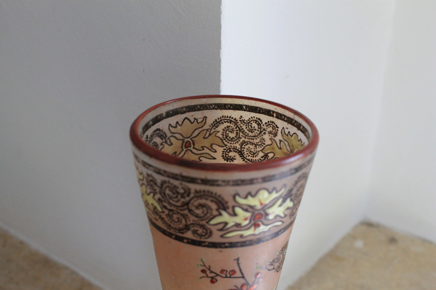 Legras vase cornet modèle "Printemps" en verre (1900 - 1910)