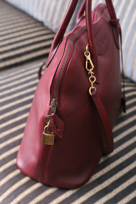 Hermès Paris modèle bolide 35 en cuir courchevel bordeaux