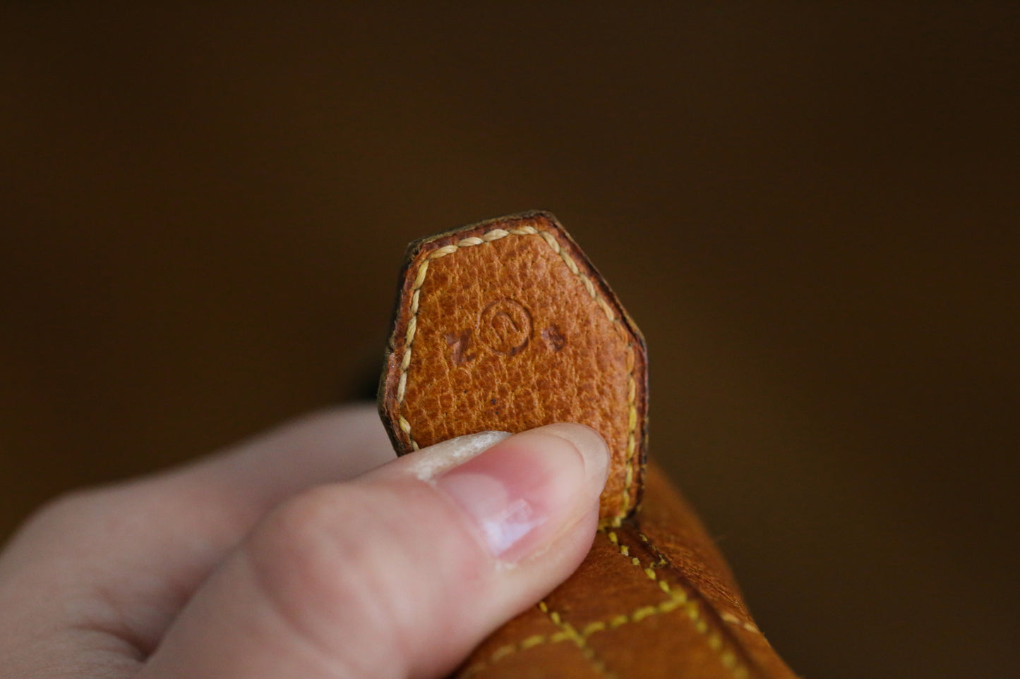 Hermès sac à main modèle bolide en cuir gold vintage