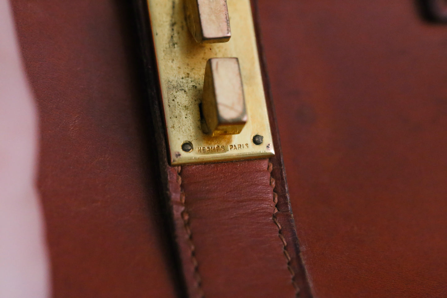 Hermès sac à main modèle Drag en cuir marron vintage