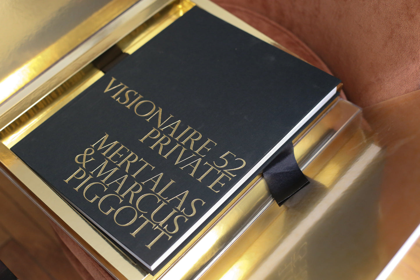 Louis Vuitton livre Visionnaire 52 Private Mert Alas & Marcus Piggott