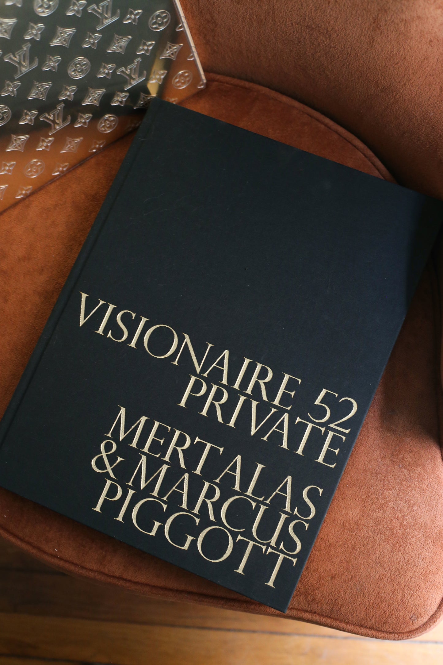 Louis Vuitton livre Visionnaire 52 Private Mert Alas & Marcus Piggott