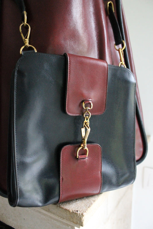 Hermès sac à main modèle The kilt en cuir bordeaux et noir