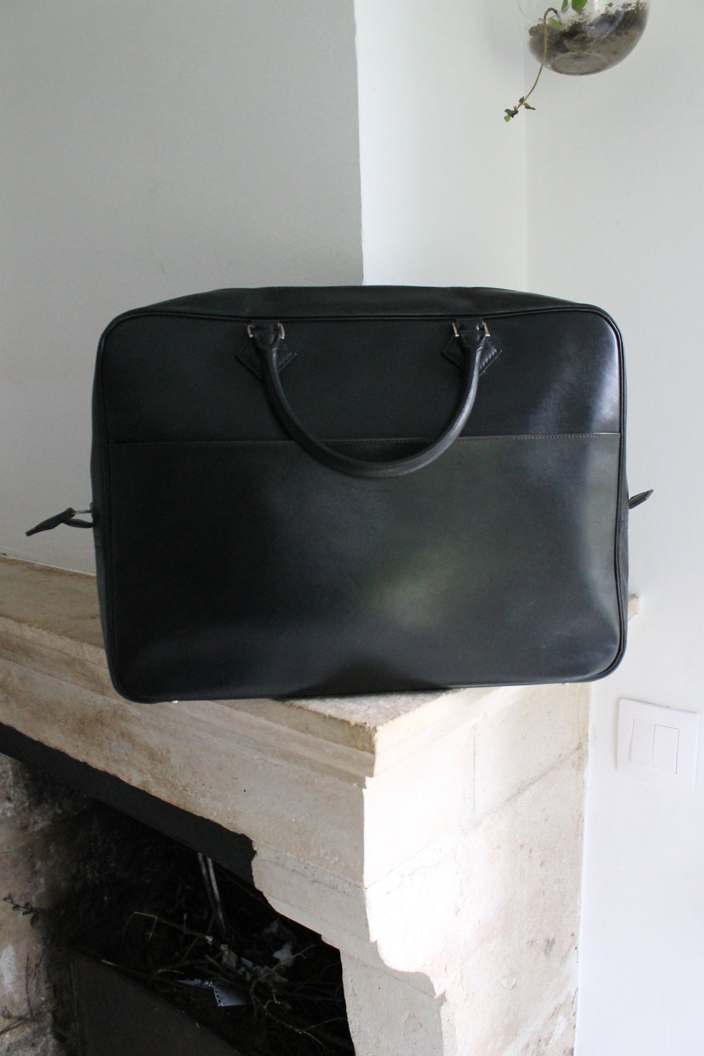Hermès cartable modèle plume en box noir