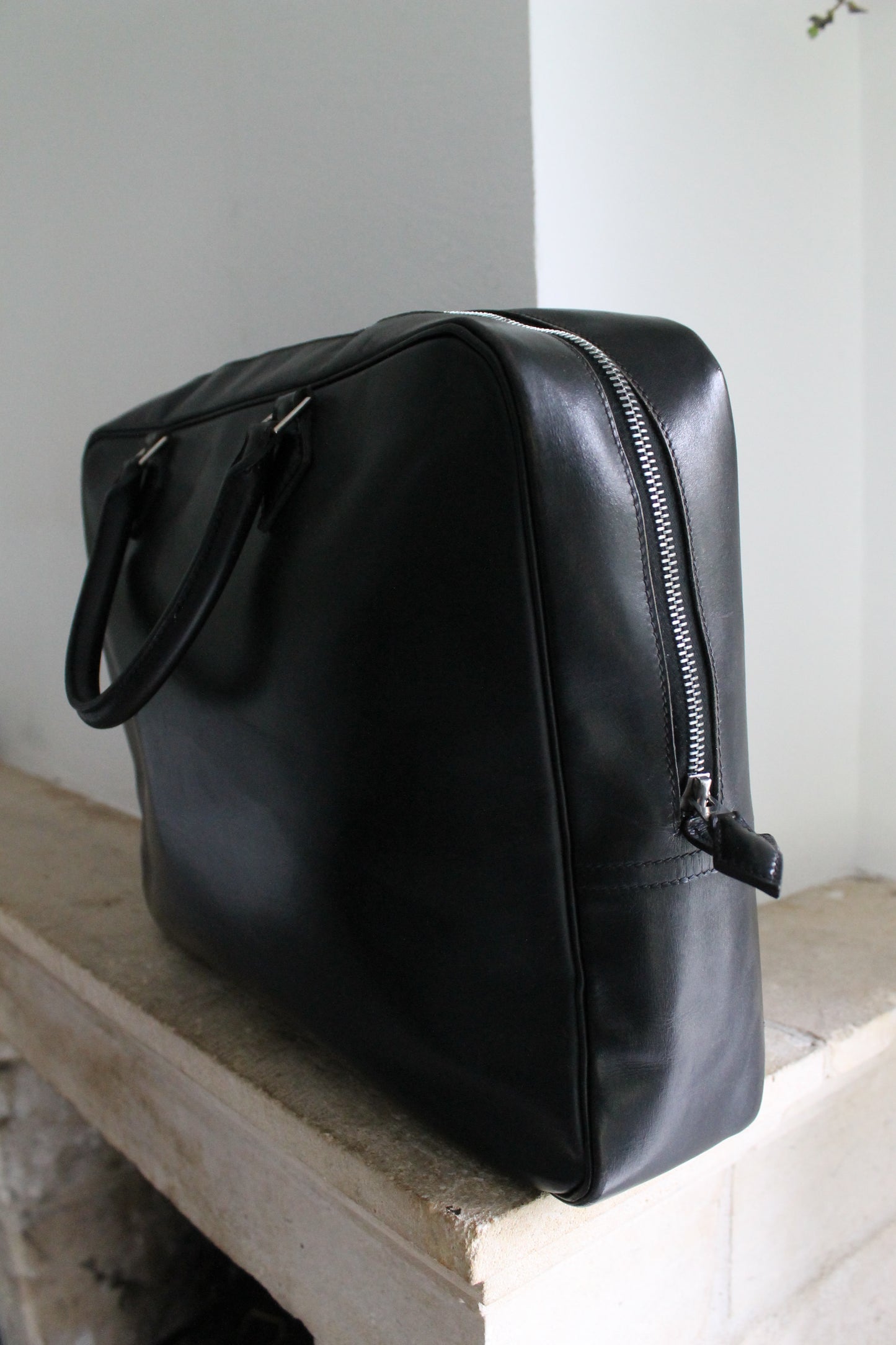Hermès cartable modèle plume en box noir