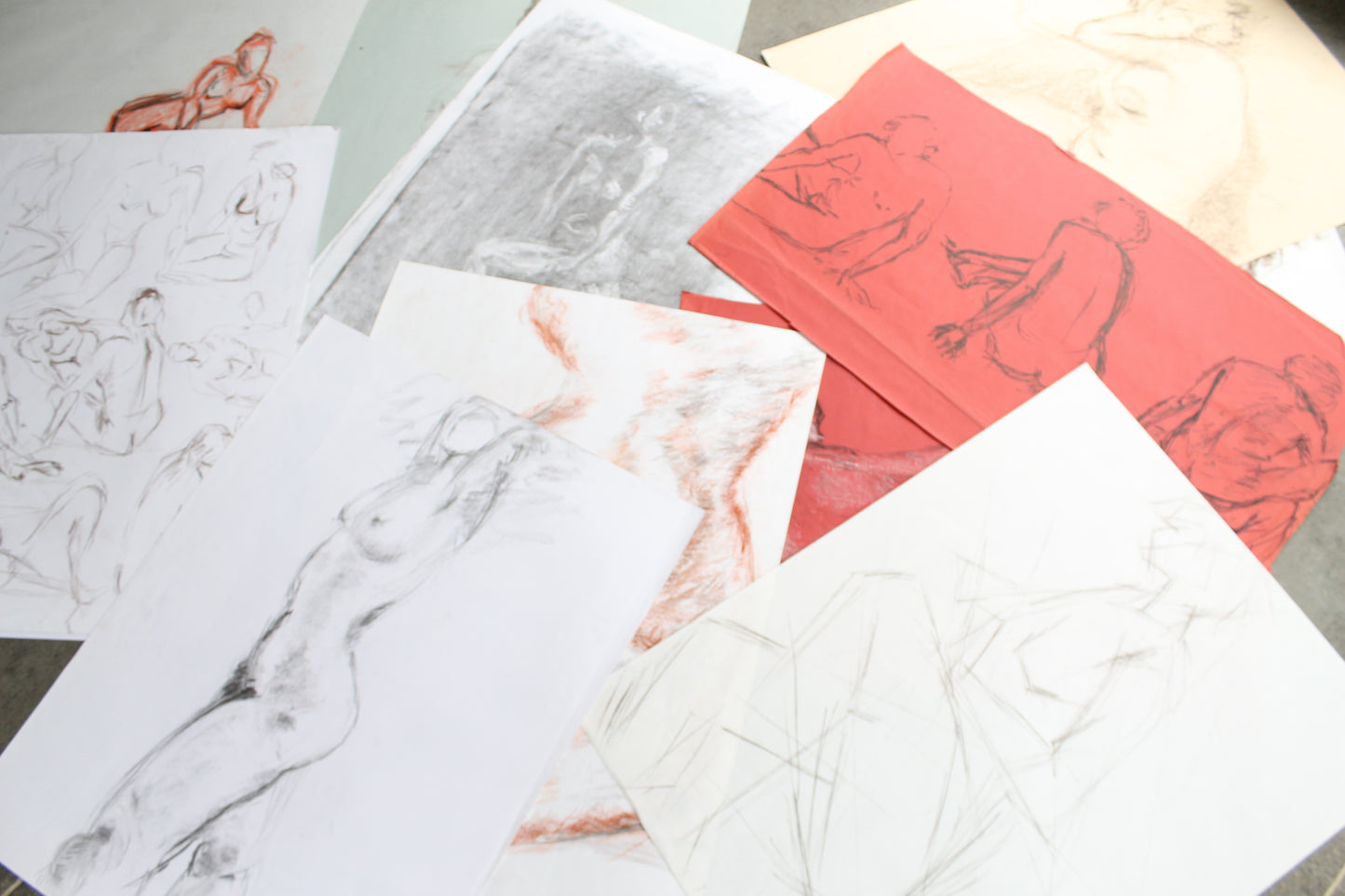 Nicole Clarence lot de 14 dessins (nus féminins) 65 x 50 cm