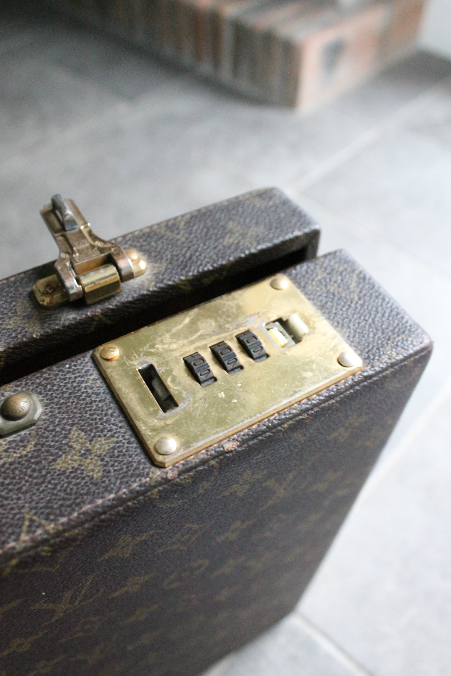 Louis Vuitton attaché-case modèle Président en toile monogrammée