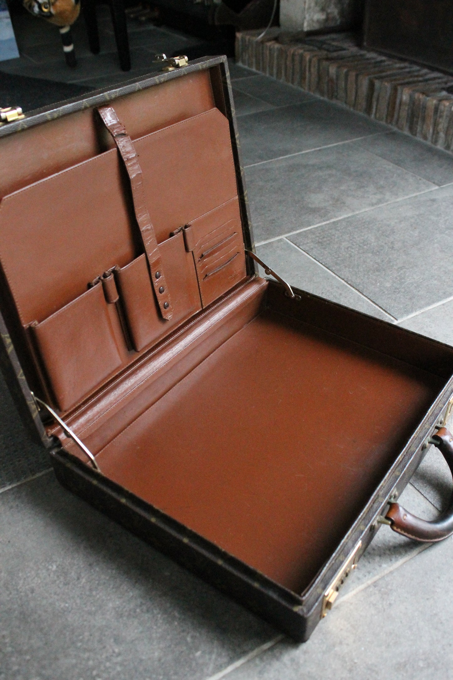 Louis Vuitton attaché-case modèle Président en toile monogrammée