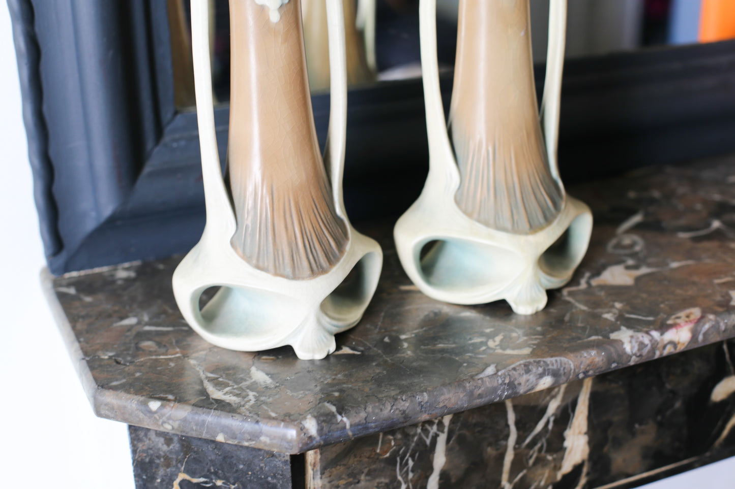 Bernhard Bloch (1836 - 1909) Paire de vases art nouveau