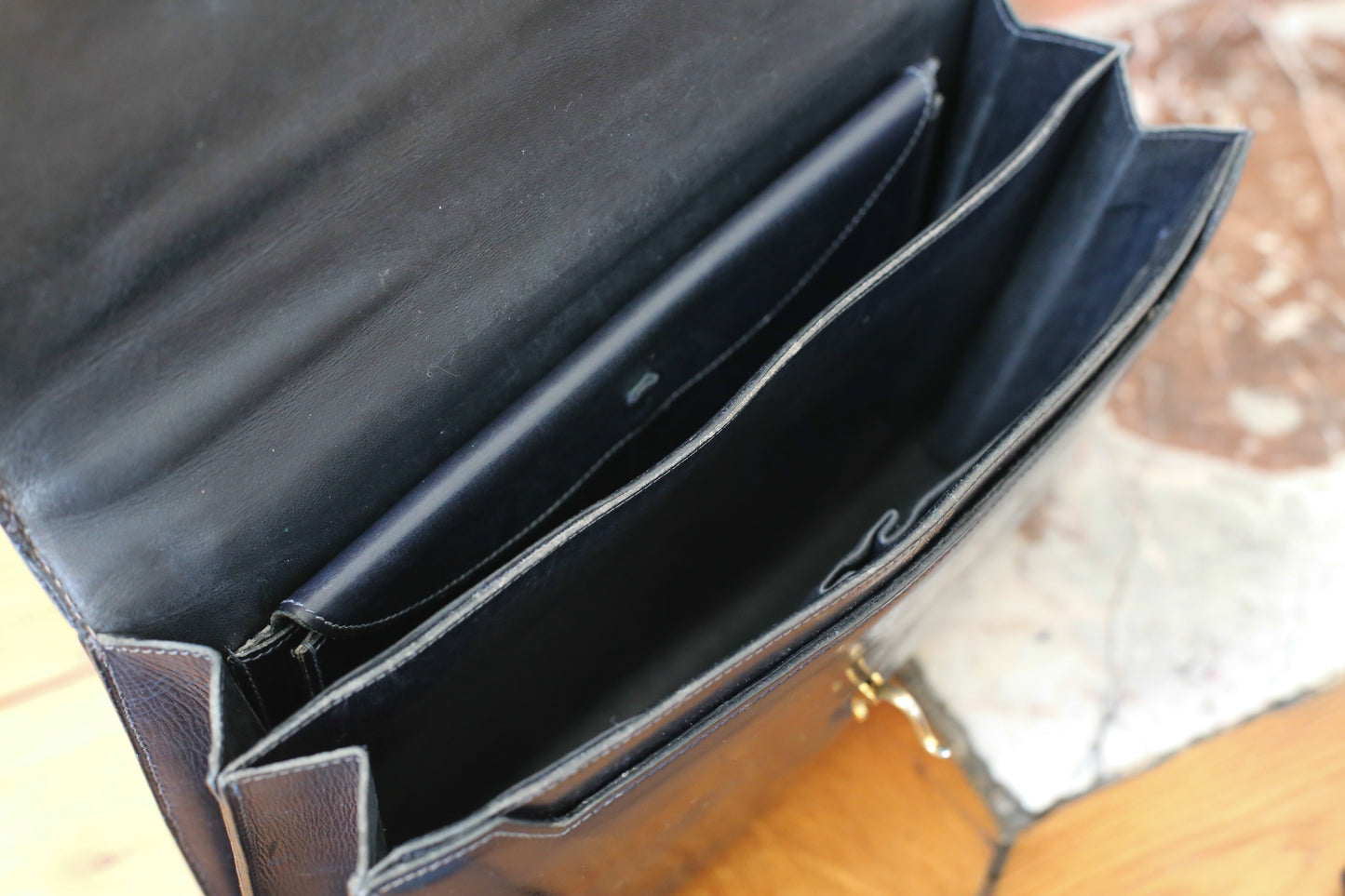 Hermès sac à main en cuir box bleu modèle Palonnier