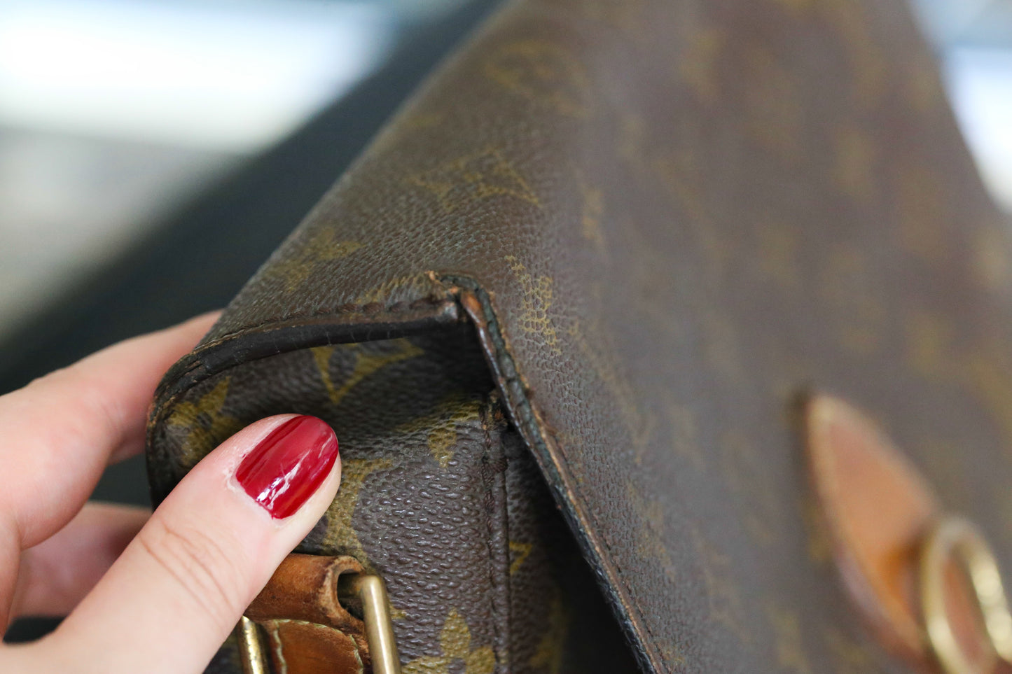 Louis Vuitton sac à main modèle Saint Cloud vintage