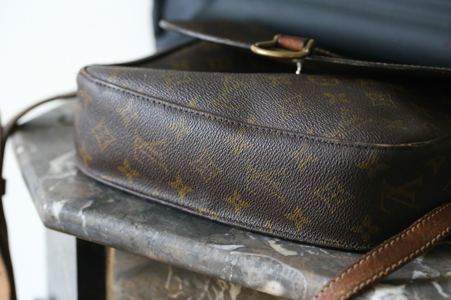 Louis Vuitton sac à main modèle Saint Cloud vintage