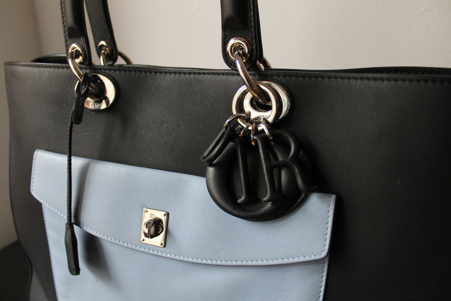 Dior sac à main Lady Dior modèle large pocket tricolore