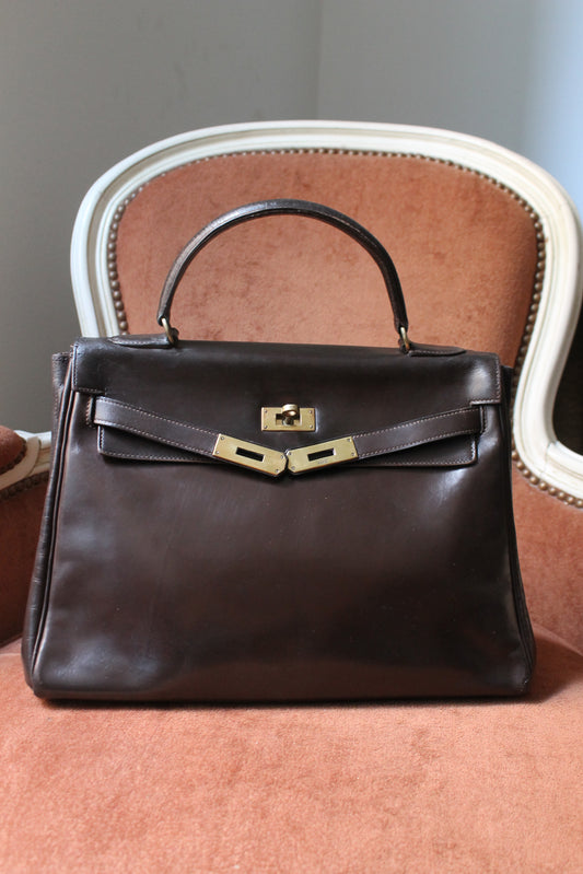 Hermès sac à main modèle Kelly 32 en cuir box marron