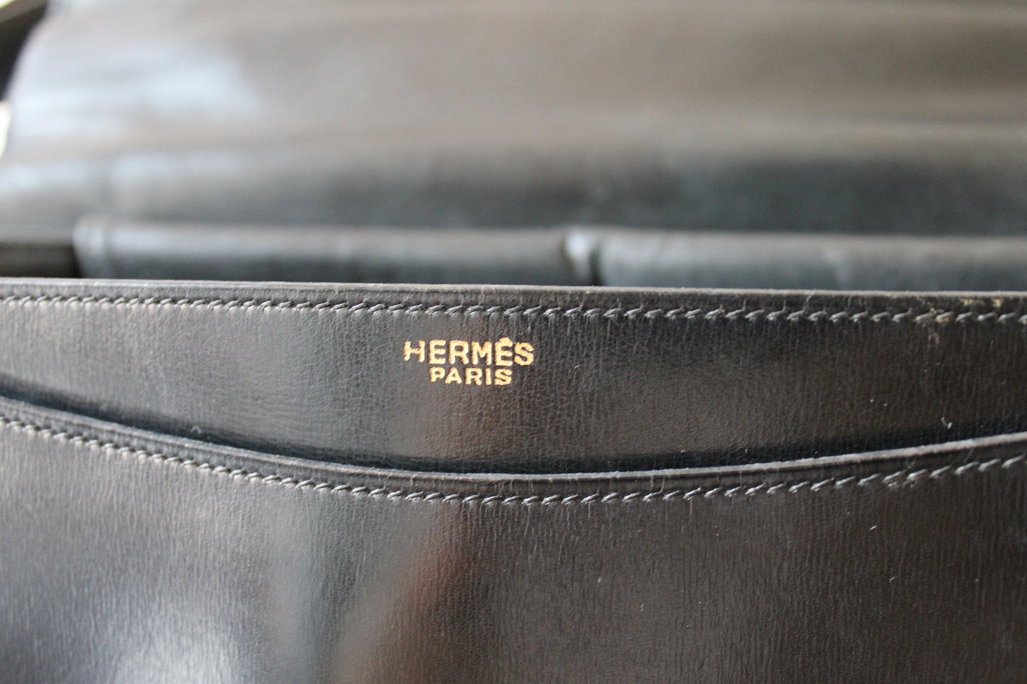 Hermès sac à main modèle Floride en cuir box noir