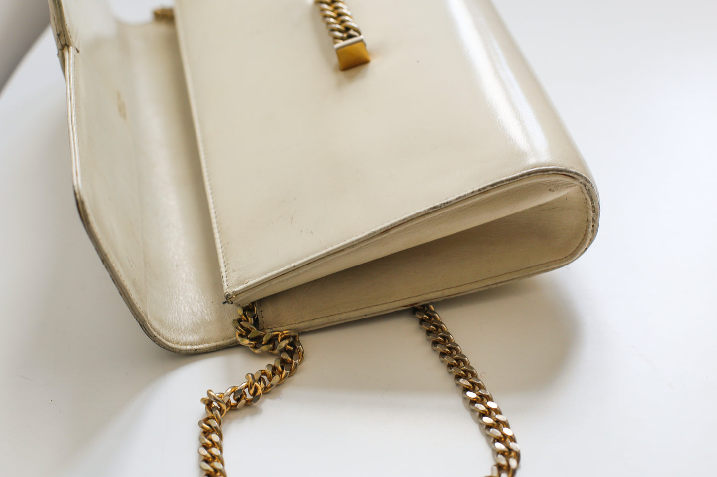 Sac à main Céline vintage modèle Classic en cuir