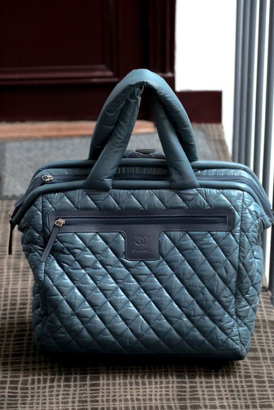 Chanel Trolley Cocoon en nylon bleu et cuir