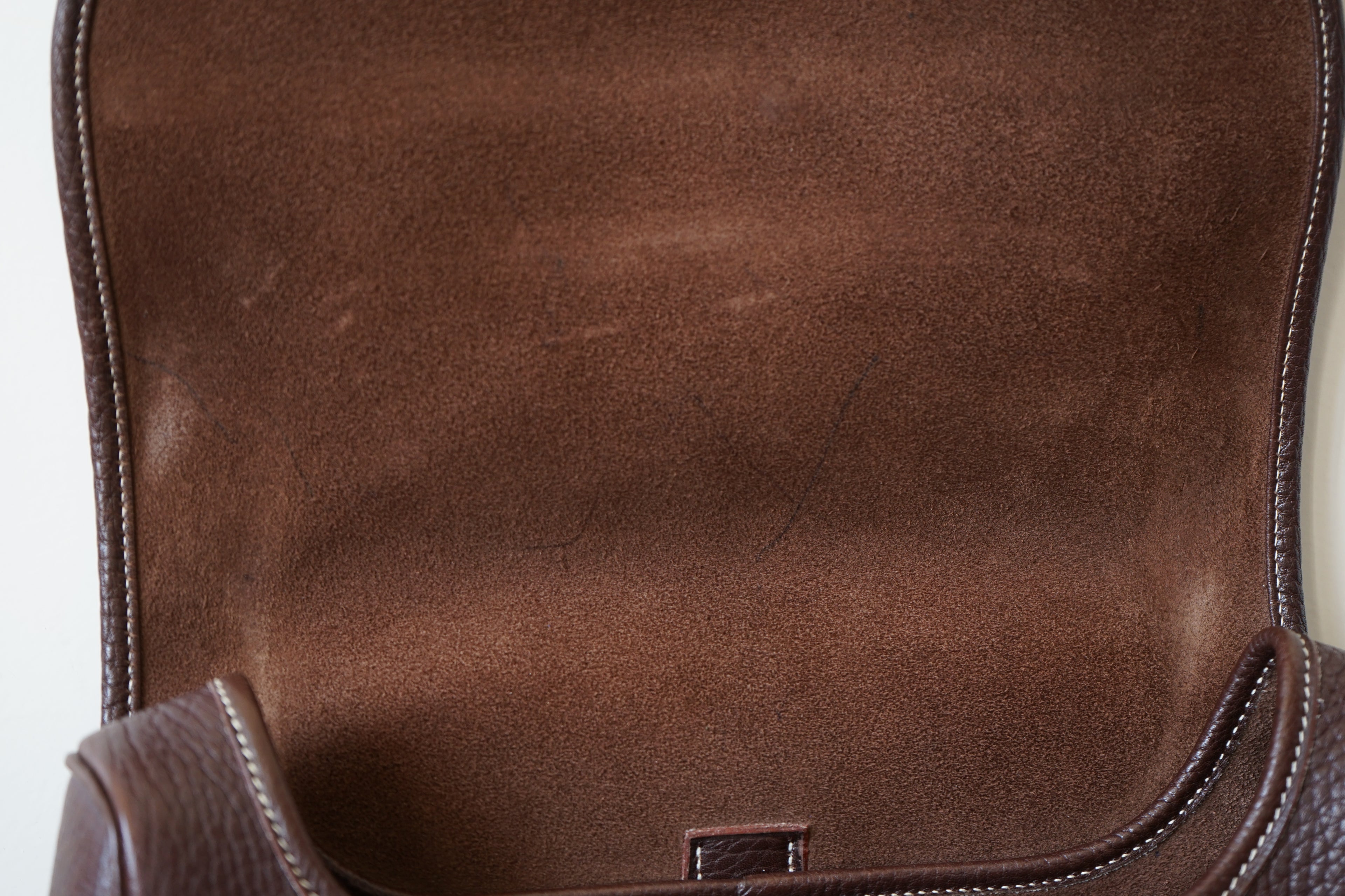 Hermès sac à main modèle Nouméa en cuir marron