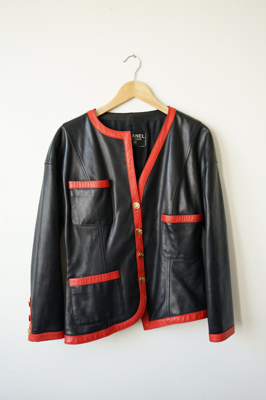 Chanel veste en cuir vintage noire et rouge