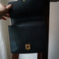 Gucci sac modèle gg marmont chain porté épaule en cuir noir