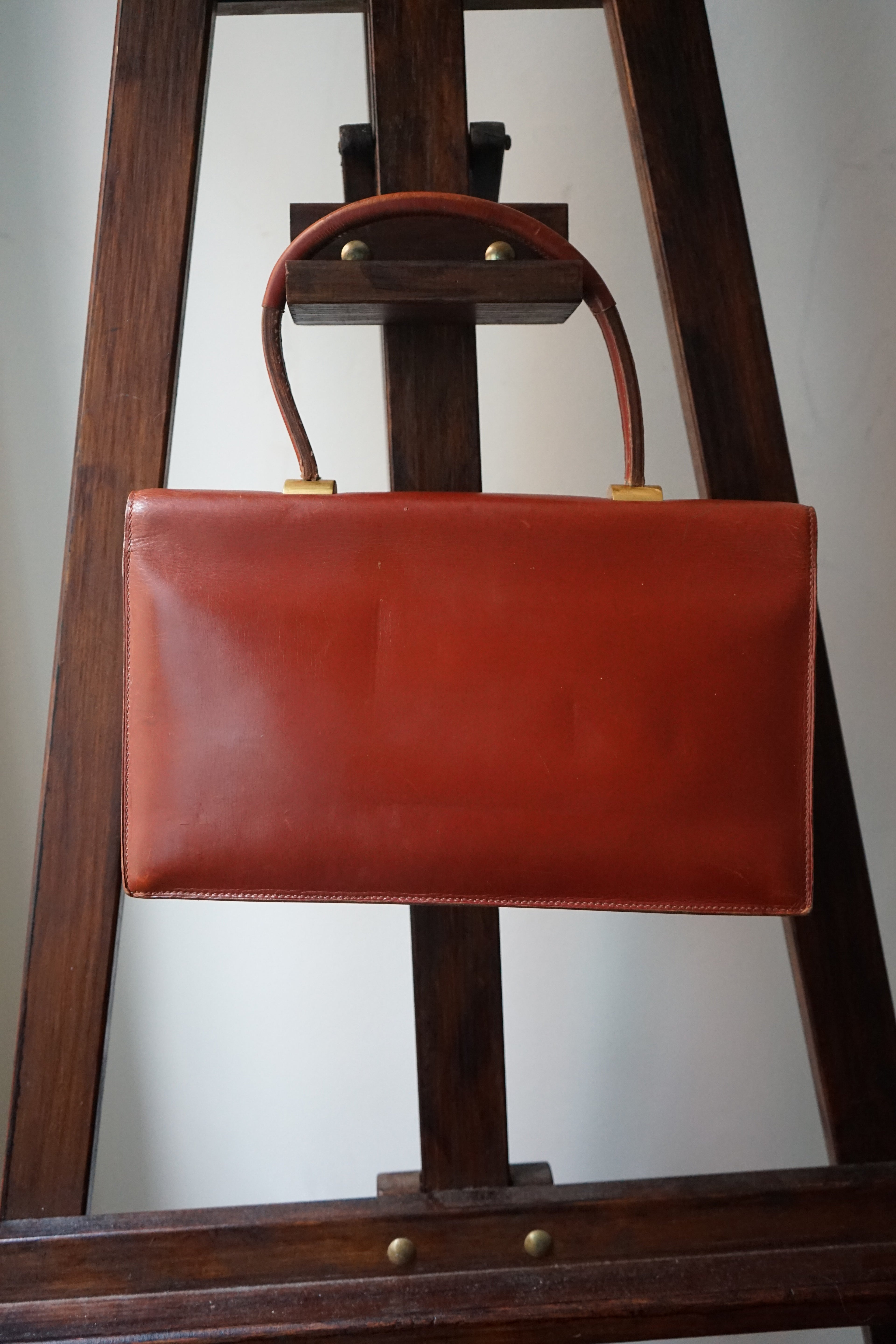 Hermès sac à main vintage modèle brio en cuir cognac