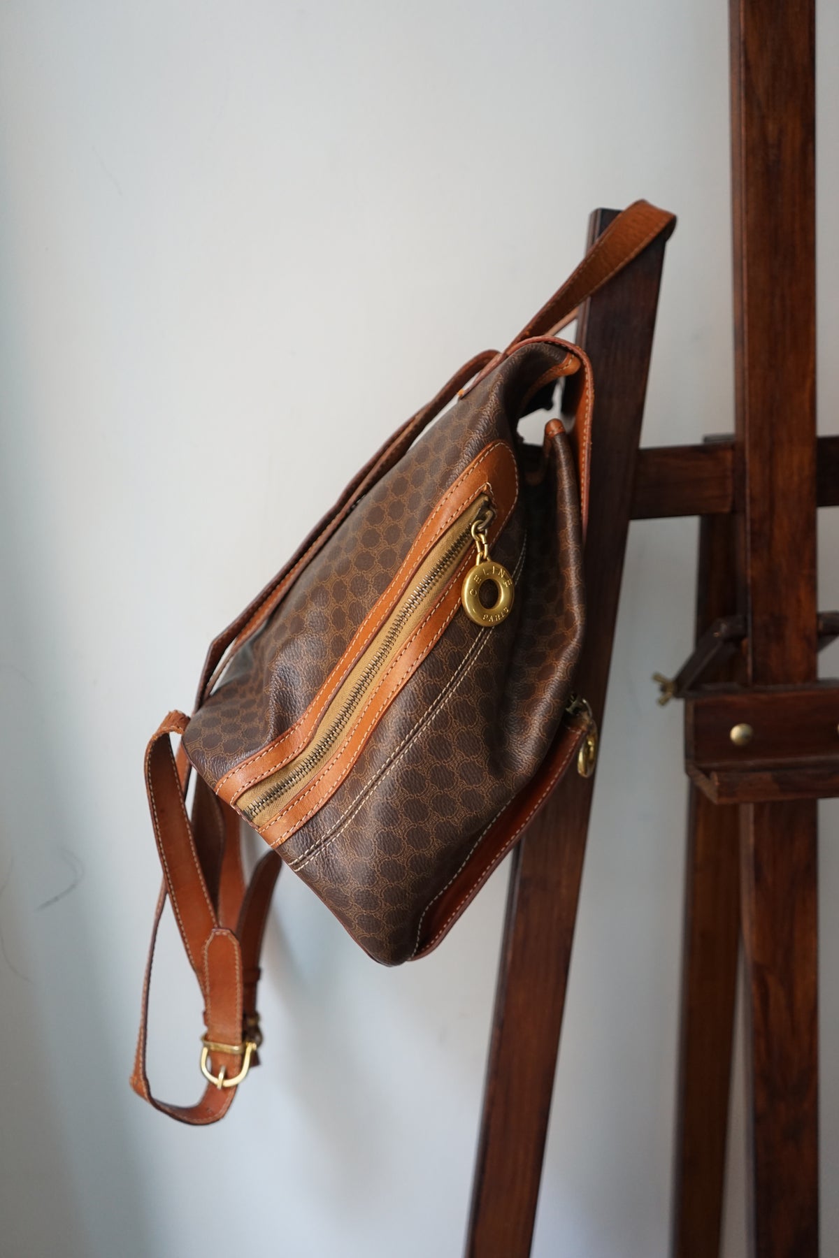 Céline sac à dos en cuir et toile triomphe