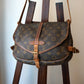 Louis Vuitton sac à main modèle Saumur en toile et cuir