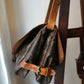 Louis Vuitton sac à main modèle Saumur en toile et cuir