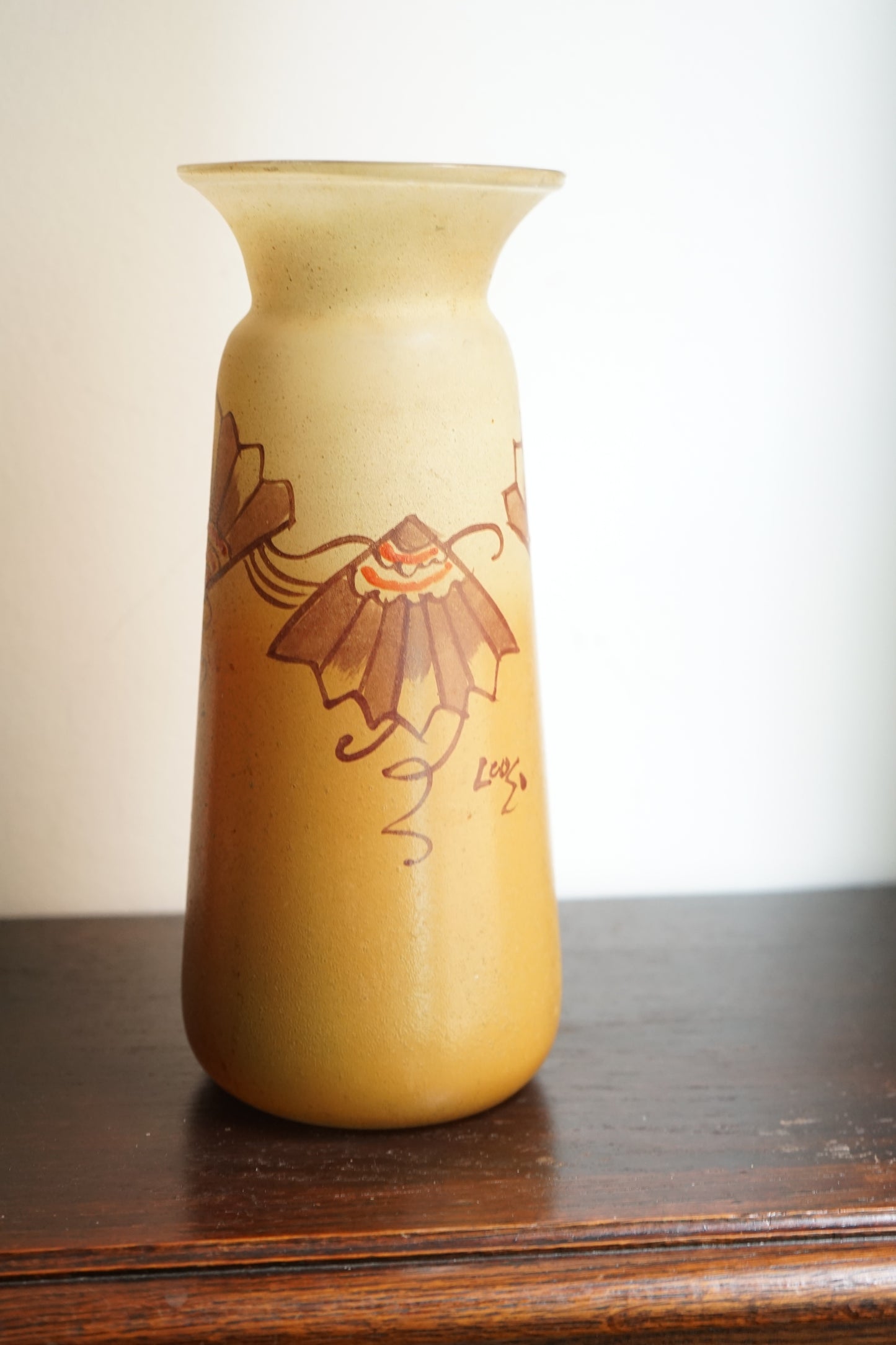 Legras vase en verre émaillé orangé art déco