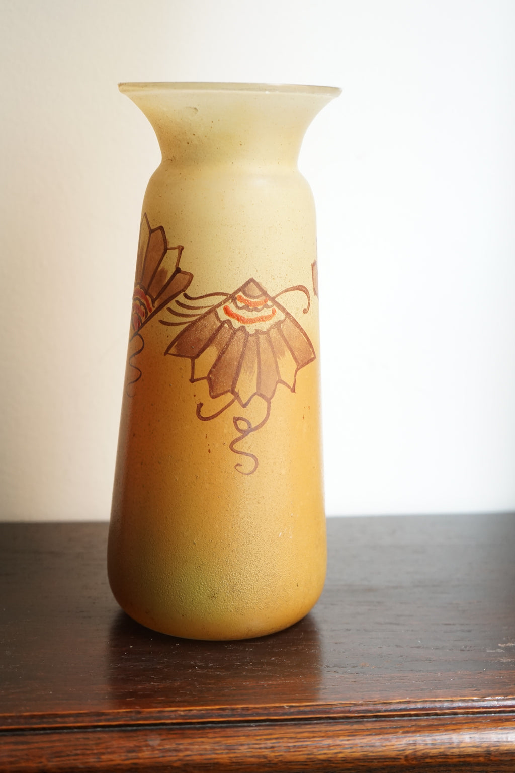 Legras vase en verre émaillé orangé art déco