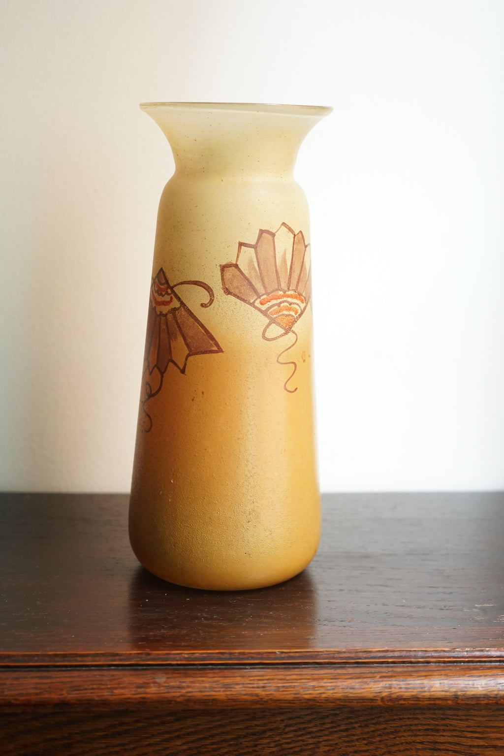 Legras vase en verre émaillé orangé art déco
