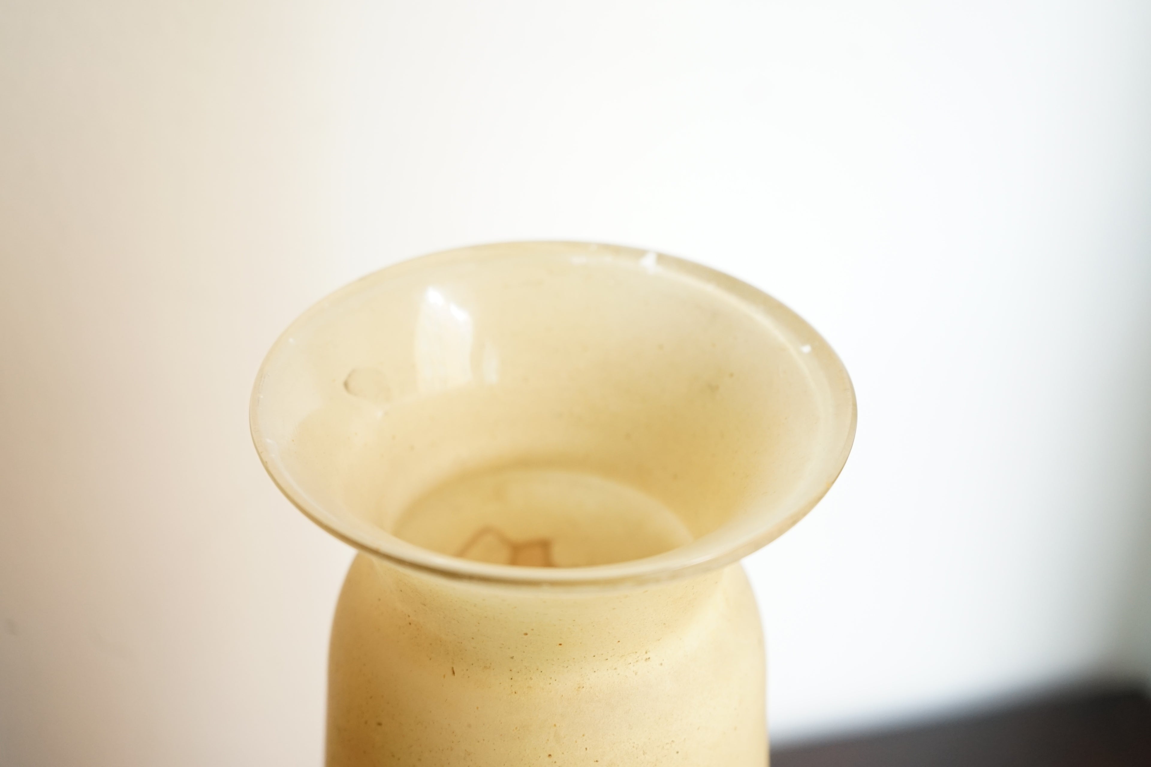 Legras vase en verre émaillé orangé art déco