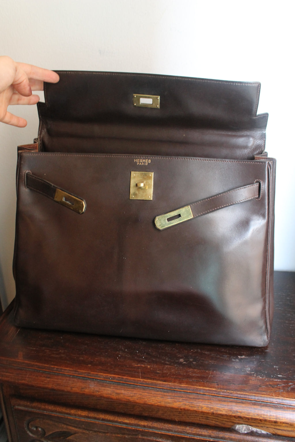 Hermès sac à main modèle Kelly 35 en cuir box marron