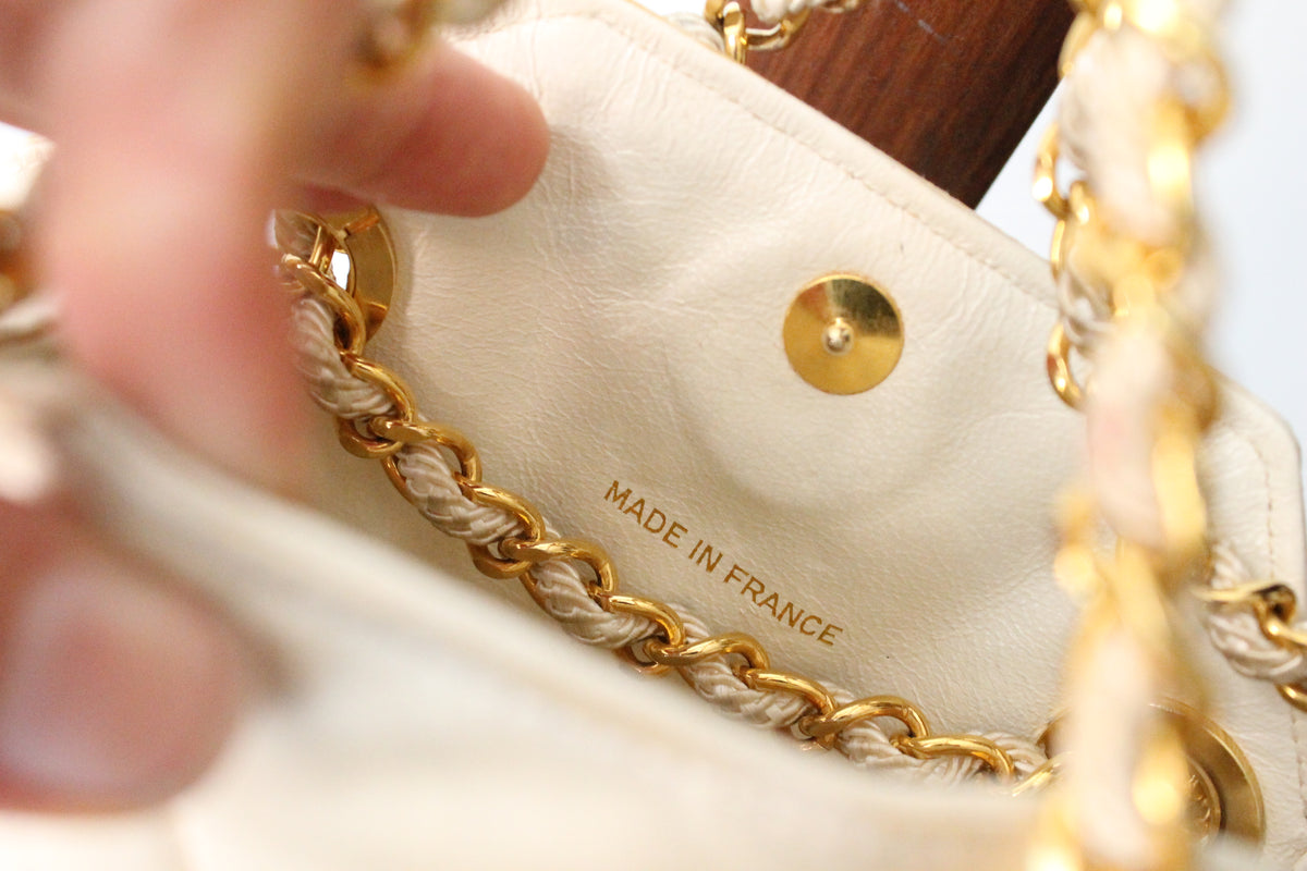 Chanel sac minaudière octogonal en soie et cuir