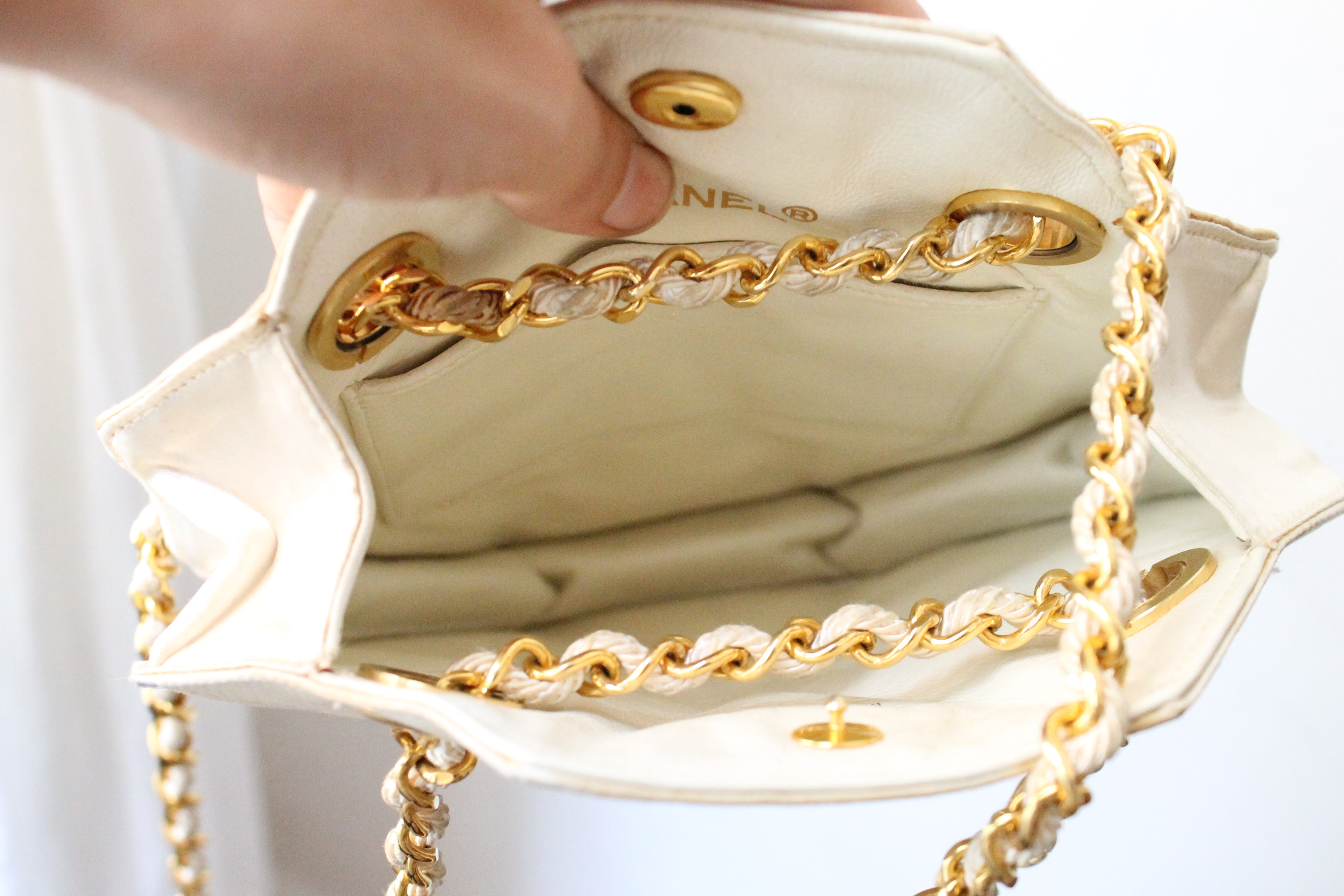 Chanel sac minaudière octogonal en soie et cuir