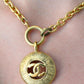 Chanel collier en métal doré double CC