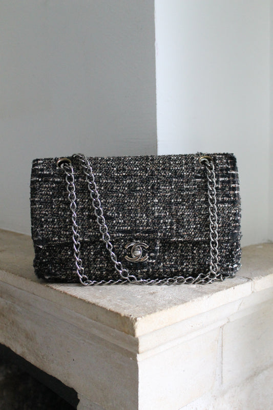 Chanel sac à main modèle Timeless en tweed et cuir