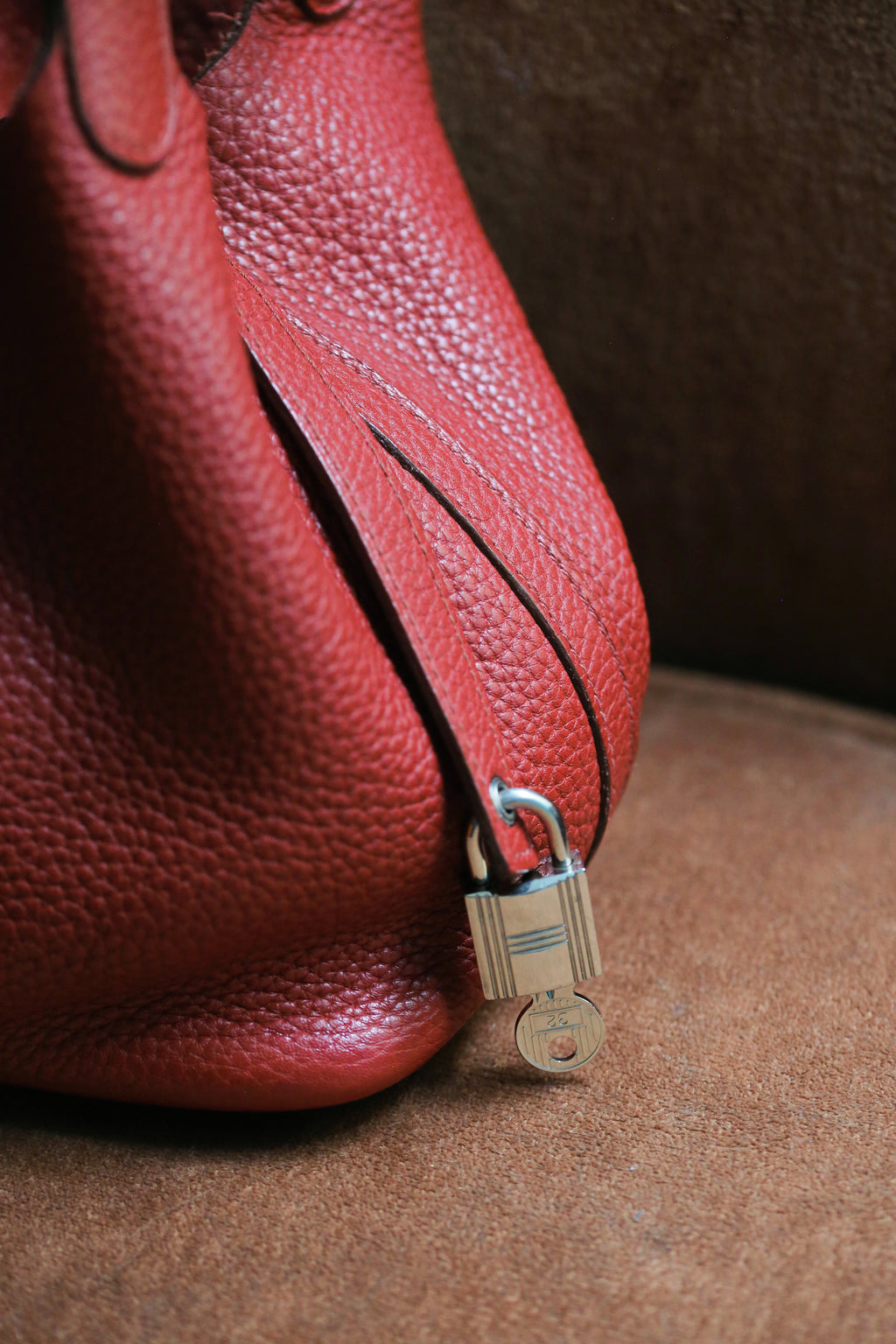 Hermès sac à main modèle picotin 18 en cuir taurillon