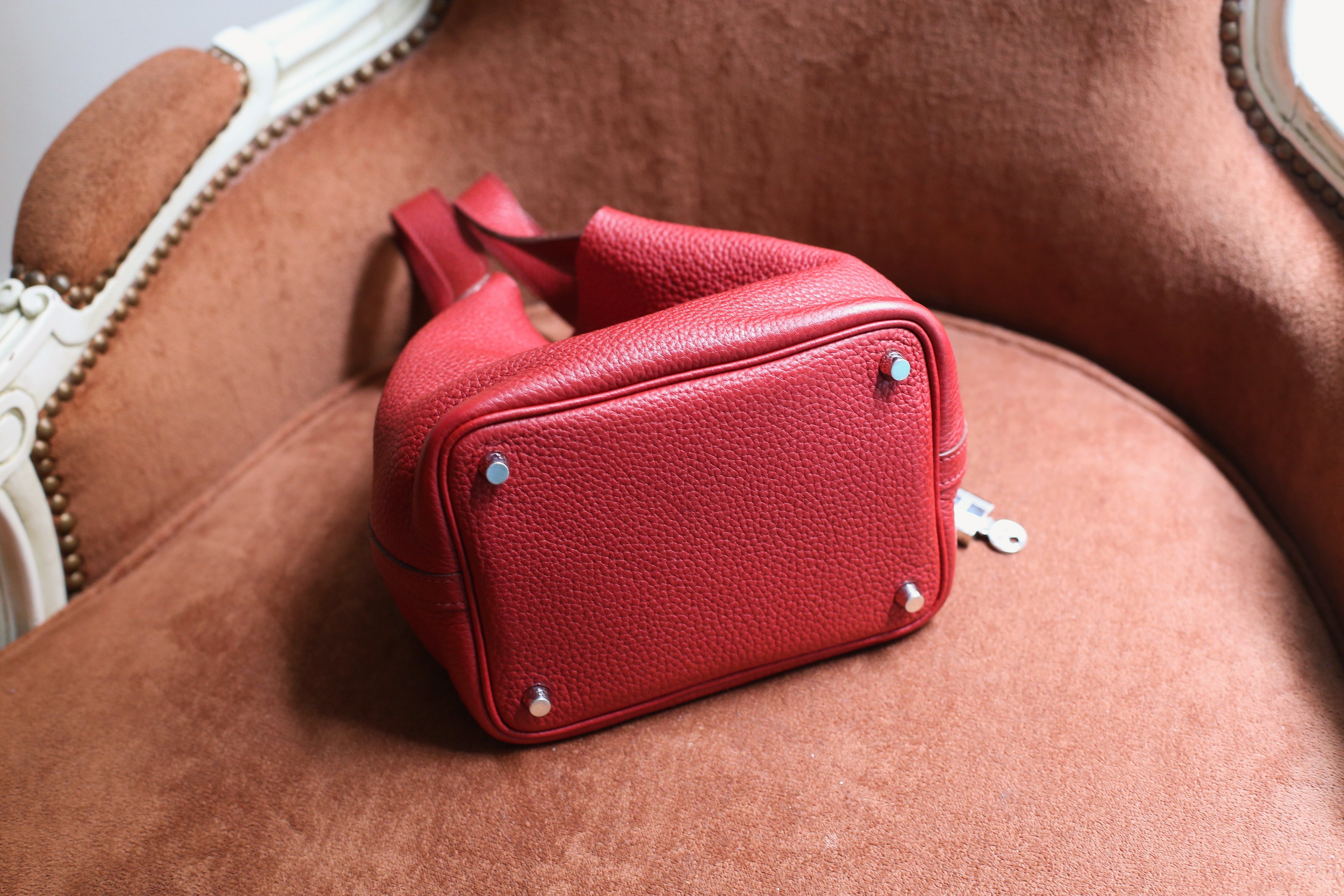 Hermès sac à main modèle picotin 18 en cuir taurillon