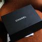 Chanel sac à main modèle Timeless en cuir noir vintage