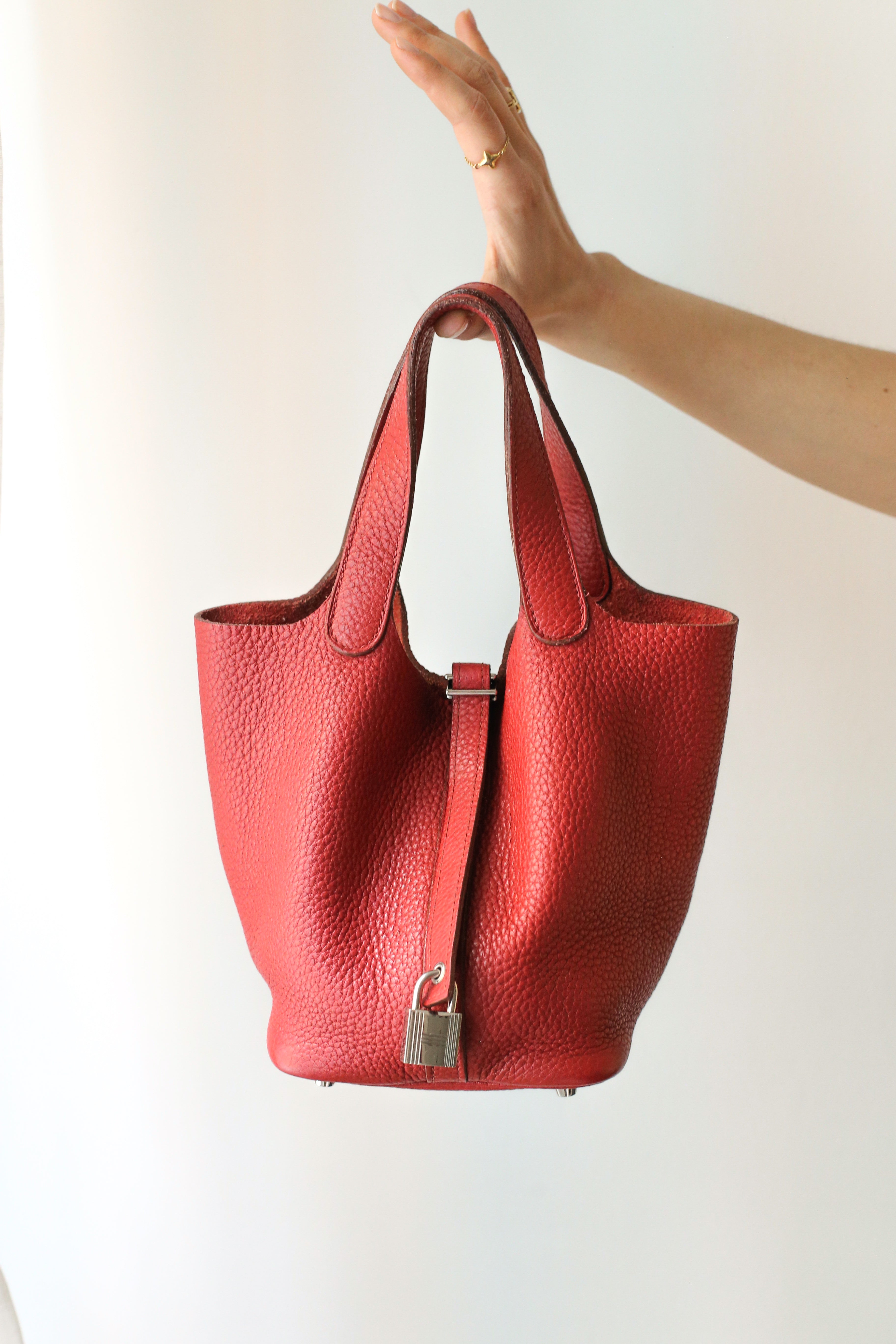Hermès sac à main modèle picotin 18 en cuir taurillon