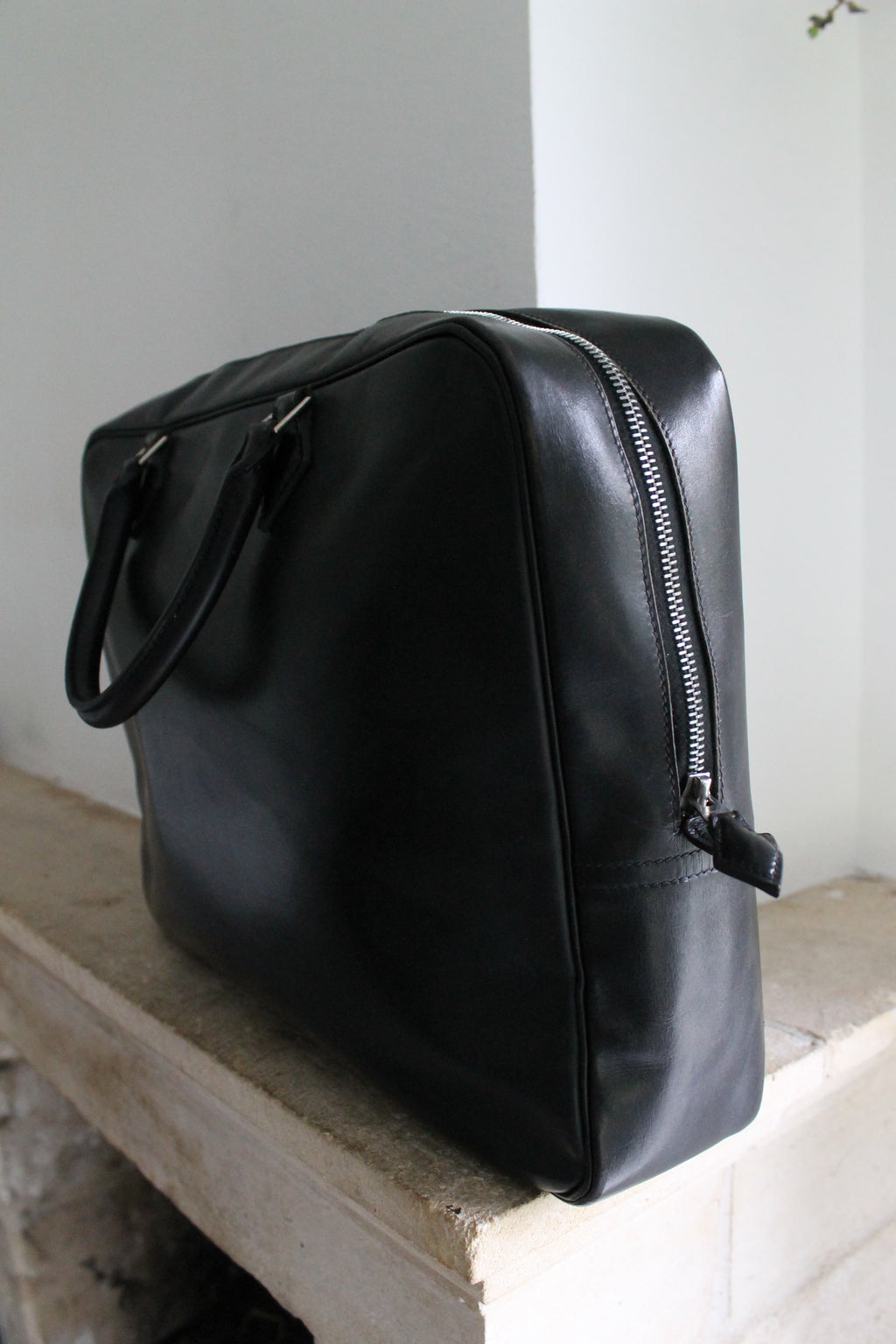 Hermès cartable modèle plume en box noir