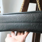 Louis Vuitton sac à main modèle Vavin en cuir noir