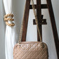 Chanel sac à main modèle Caméra en cuir beige
