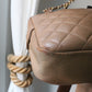 Chanel sac à main modèle Caméra en cuir beige
