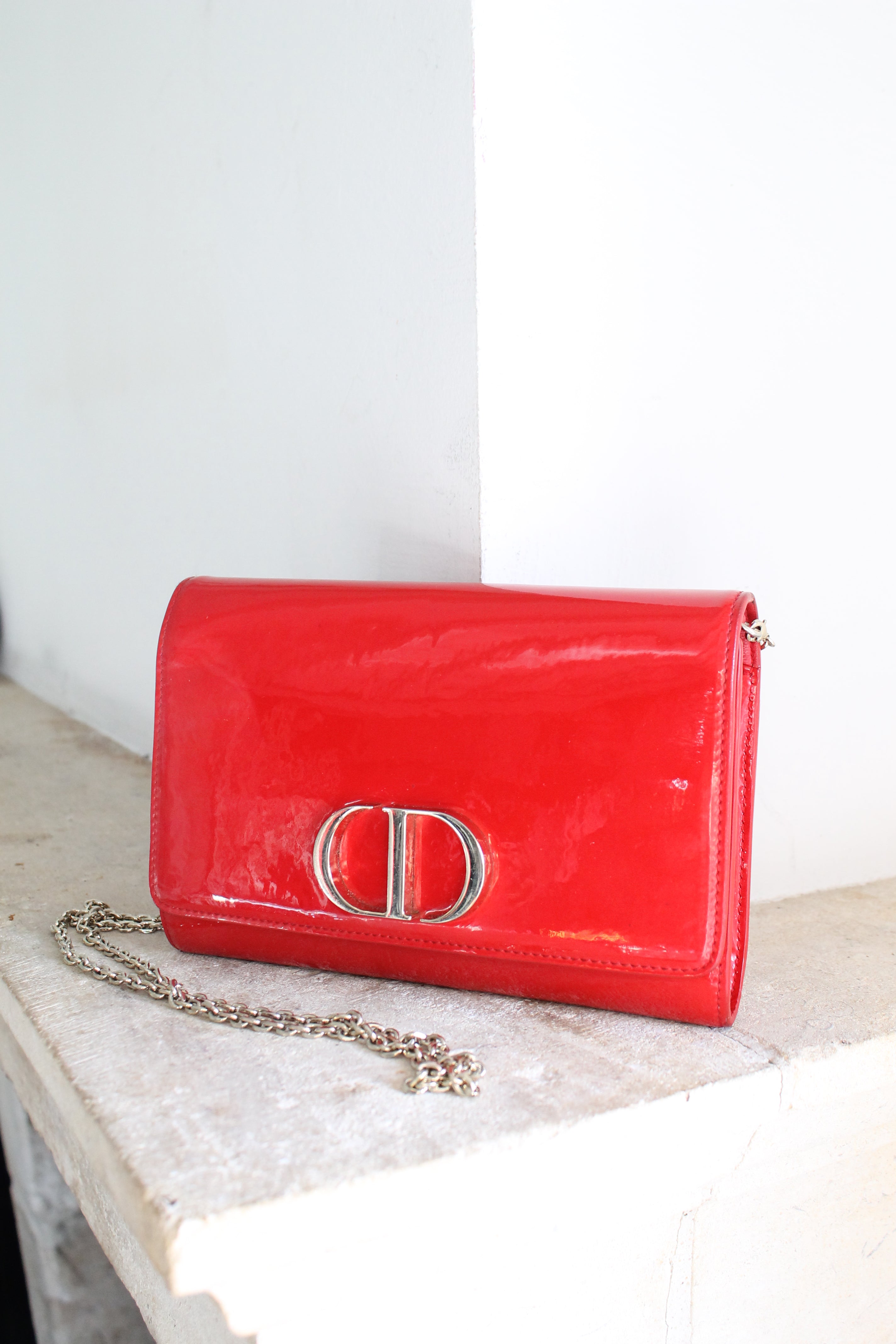 Christian Dior sac à main 30 Montaigne en cuir verni rouge