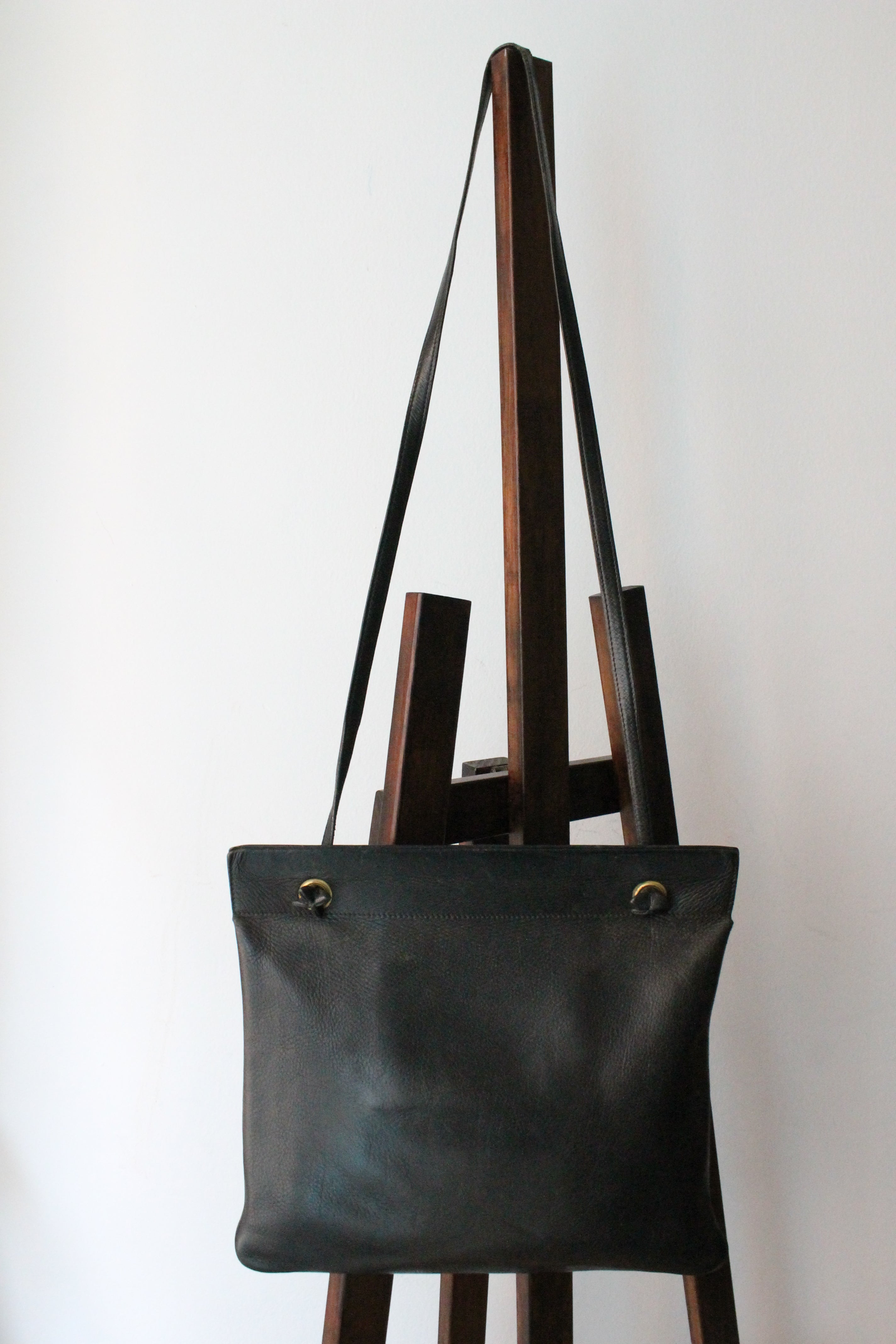 Hermès sac à main modèle Aline vintage en cuir noir