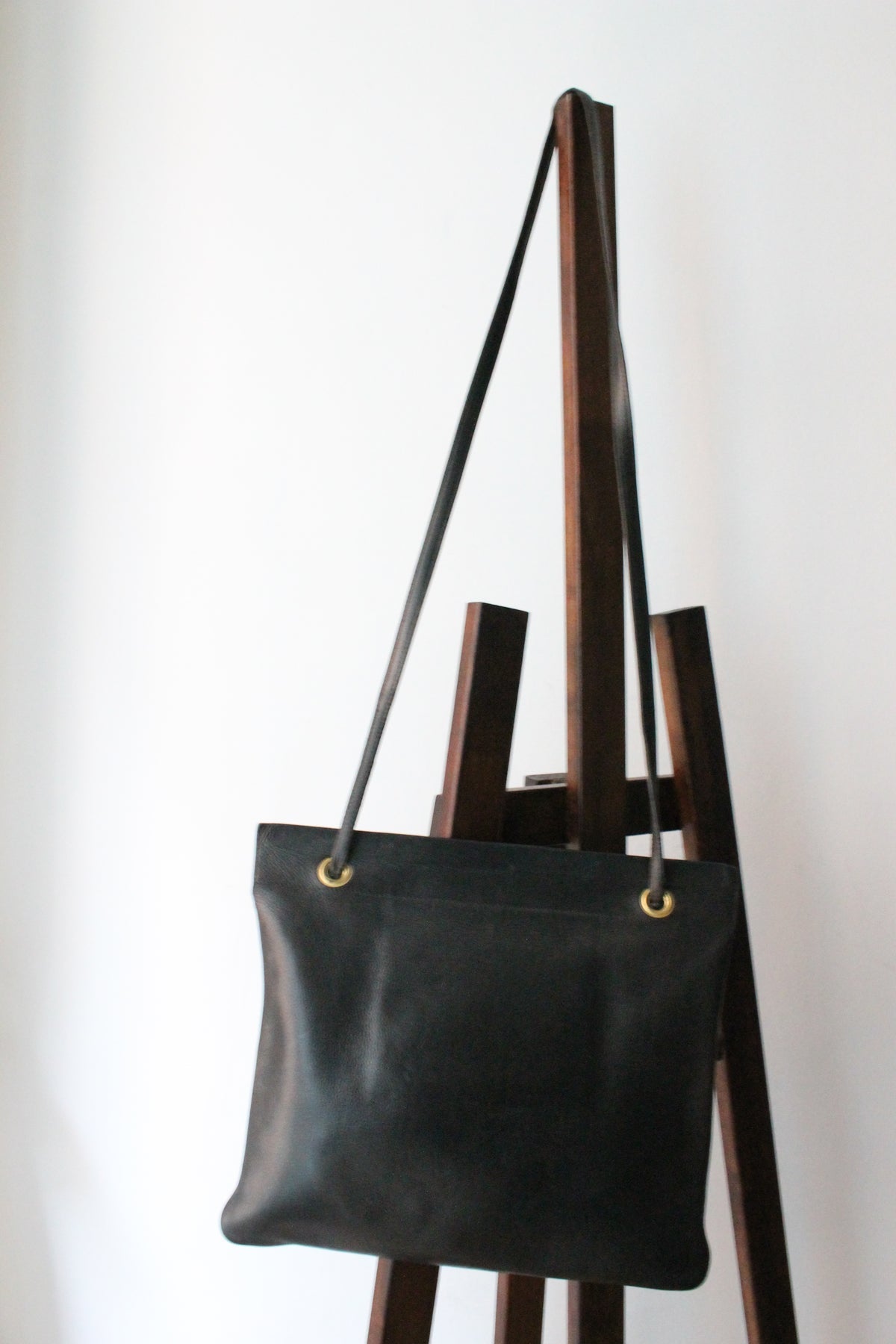 Hermès sac à main modèle Aline vintage en cuir noir